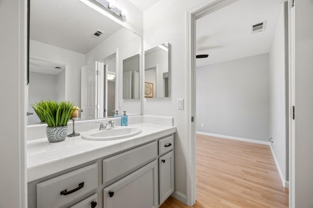 9572 Windrose Ln, Granite Bay, CA 95746