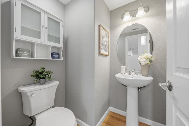9572 Windrose Ln, Granite Bay, CA 95746