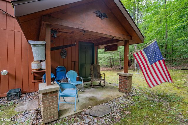 237 Bromley Lane, Hebron, NY 12832