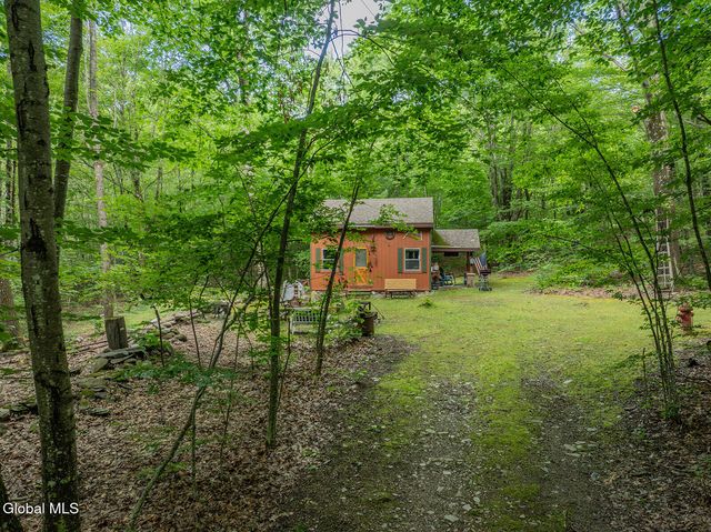 237 Bromley Lane, Hebron, NY 12832