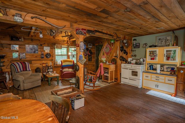 237 Bromley Lane, Hebron, NY 12832