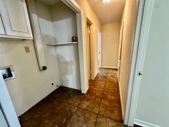 1706 Saddle Road, Granbury, TX 76049