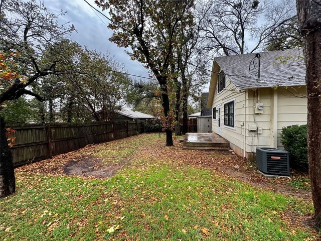 1706 Saddle Road, Granbury, TX 76049