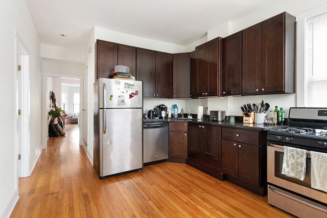 1716 N Campbell Avenue, Chicago, IL 60647