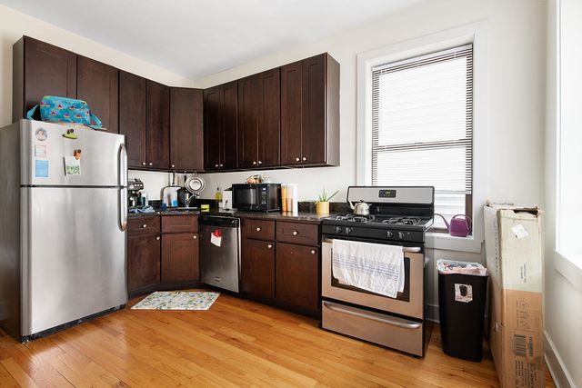 1716 N Campbell Avenue, Chicago, IL 60647