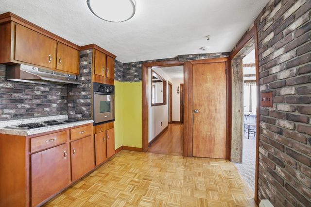 19 Park Street, Maynard, MA 01754