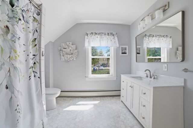 19 Park Street, Maynard, MA 01754