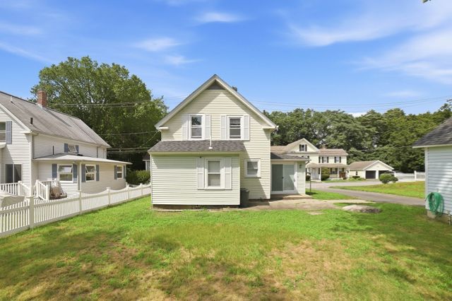 19 Park Street, Maynard, MA 01754