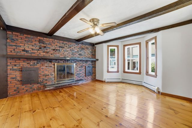 19 Park Street, Maynard, MA 01754