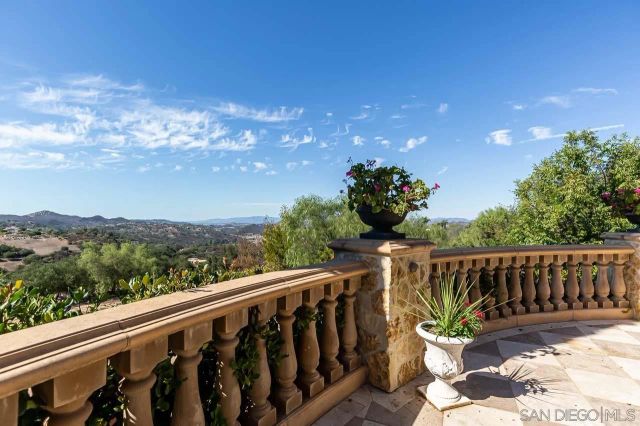 14440 Ridge Ranch Rd, Valley Center, CA 92082