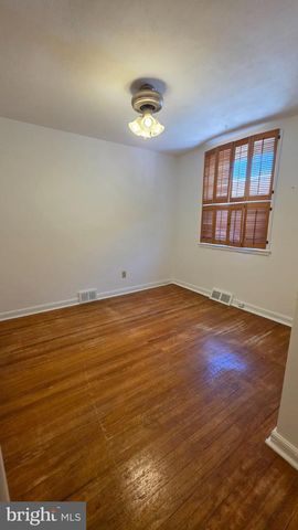 8112 ROWLAND AVE, Philadelphia, PA 19136