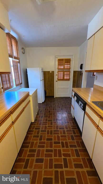 8112 ROWLAND AVE, PHILADELPHIA, PA 19136 — photo 5