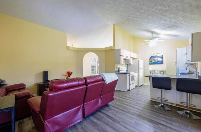 353 NW FERRIS Drive, Port St. Lucie, FL 34983