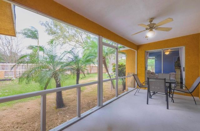 353 NW FERRIS Drive, Port St. Lucie, FL 34983