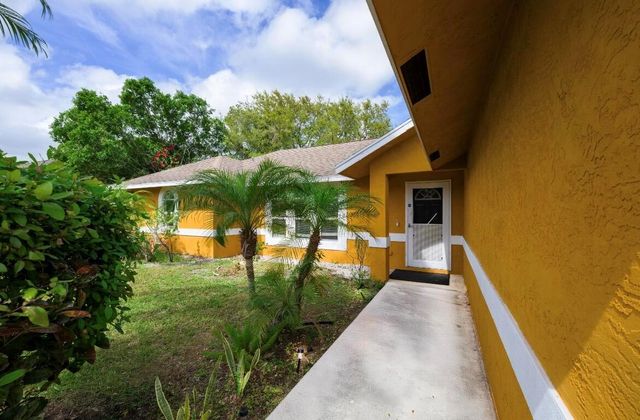 353 NW FERRIS Drive, Port St. Lucie, FL 34983