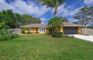 353 NW FERRIS Drive, Port St. Lucie, FL 34983