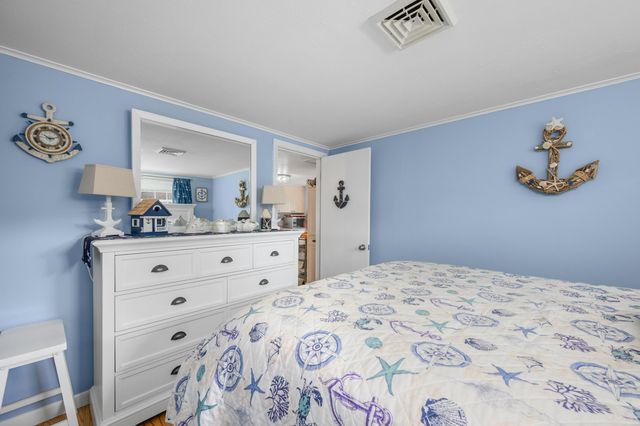 26 Wixon Road, Dennis Port, MA 02639