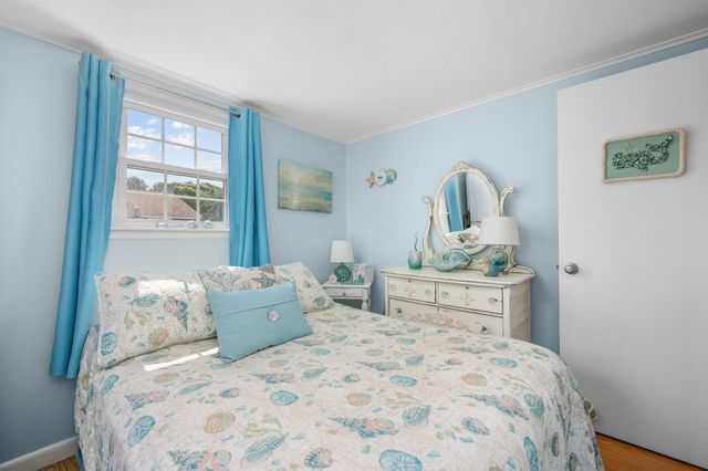26 Wixon Road, Dennis Port, MA 02639