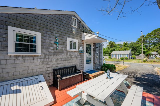 26 Wixon Road, Dennis Port, MA 02639