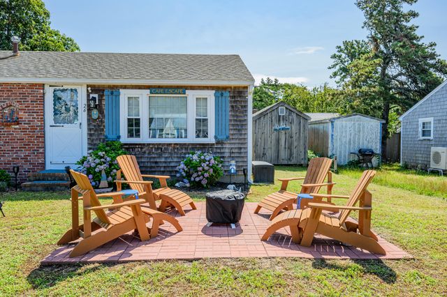26 Wixon Road, Dennis Port, MA 02639