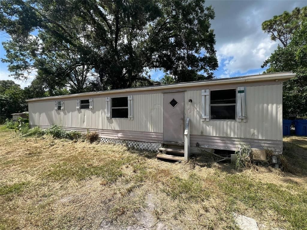 18306 CROOKED LANE, Lutz, FL 33548