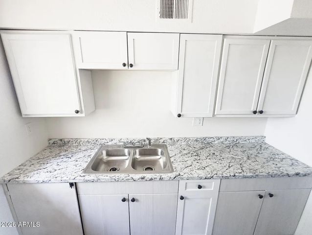 7120 N 66TH Drive, Glendale, AZ 85301