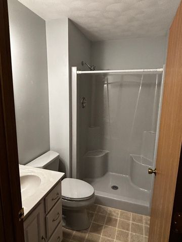 4704 9th Street 2, East Moline, IL 61244