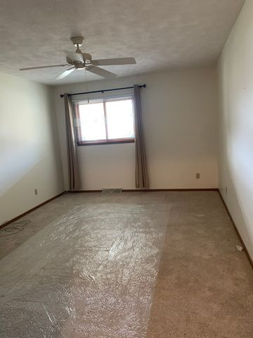 4704 9th Street 2, East Moline, IL 61244