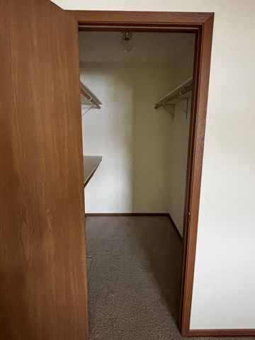 4704 9th Street 2, East Moline, IL 61244