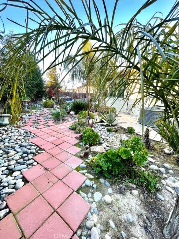 4861 Langley Way, Merced, CA 95348