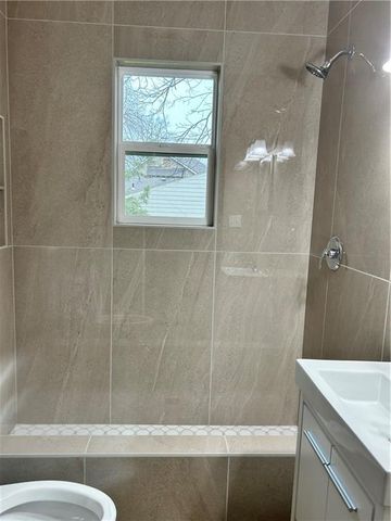 2326 Poplar Avenue, Kansas City, MO 64127