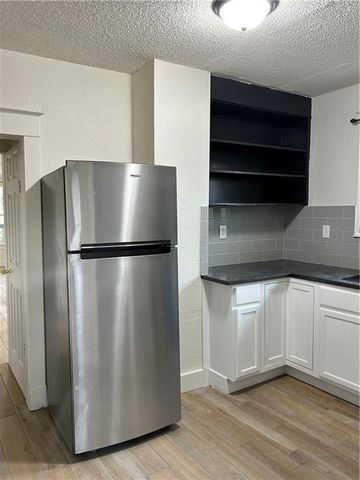 2326 Poplar Avenue, Kansas City, MO 64127