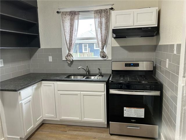 2326 Poplar Avenue, Kansas City, MO 64127