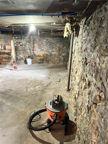 2326 Poplar Avenue, Kansas City, MO 64127