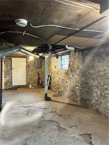 2326 Poplar Avenue, Kansas City, MO 64127