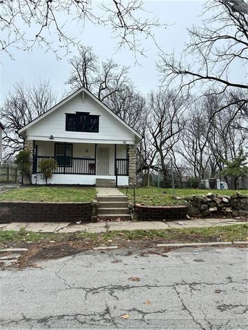 2326 Poplar Avenue, Kansas City, MO 64127