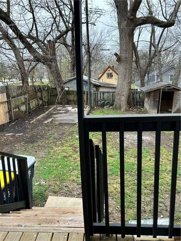 2326 Poplar Avenue, Kansas City, MO 64127