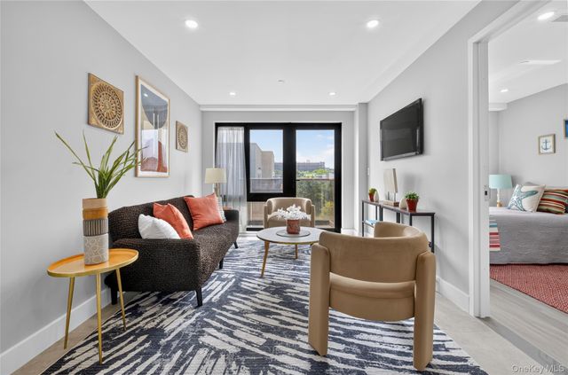 643 5th Avenue 6D, Brooklyn, NY 11215