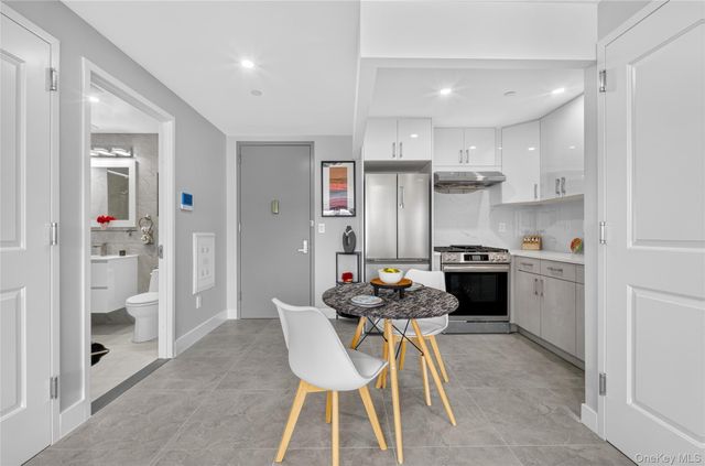 643 5th Avenue 6D, Brooklyn, NY 11215