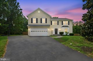 16004 KINGS MOUNTAIN RD, Woodbridge, VA 22191