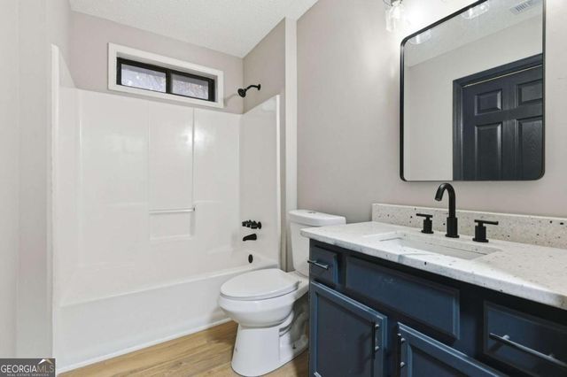 2 Dove Trail, Cartersville, GA 30120