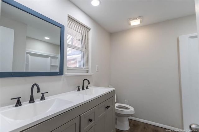 230 odell Road, Spring Lake, NC 28390