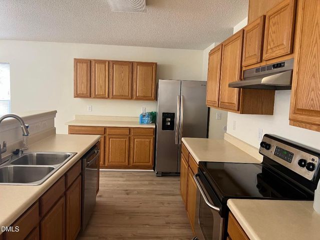 2920 Roundleaf Court, Raleigh, NC 27604