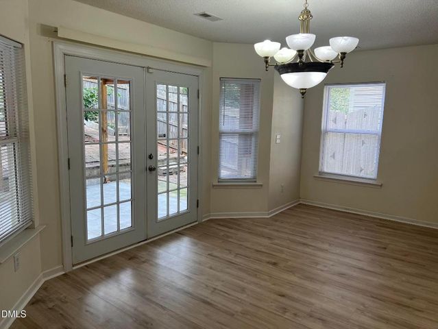 2920 Roundleaf Court, Raleigh, NC 27604