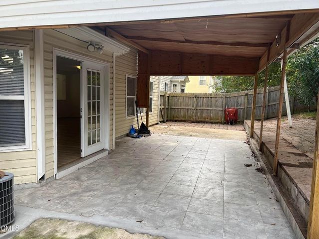 2920 Roundleaf Court, Raleigh, NC 27604