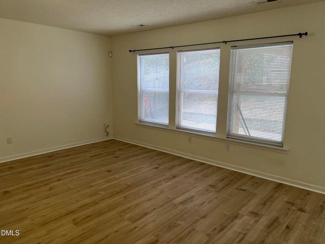 2920 Roundleaf Court, Raleigh, NC 27604