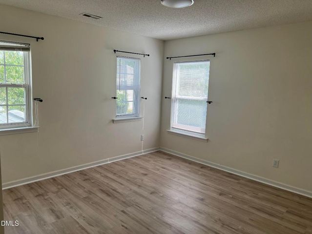 2920 Roundleaf Court, Raleigh, NC 27604