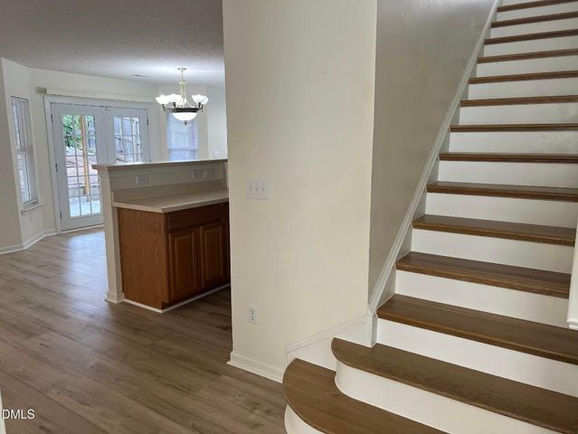 2920 Roundleaf Court, Raleigh, NC 27604