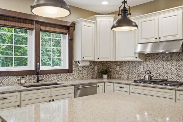 7839 Harvest Hill Lane, Oshtemo Twp, MI 49009