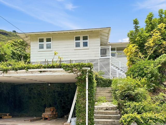 809 Ailuna Street, Honolulu, HI 96821